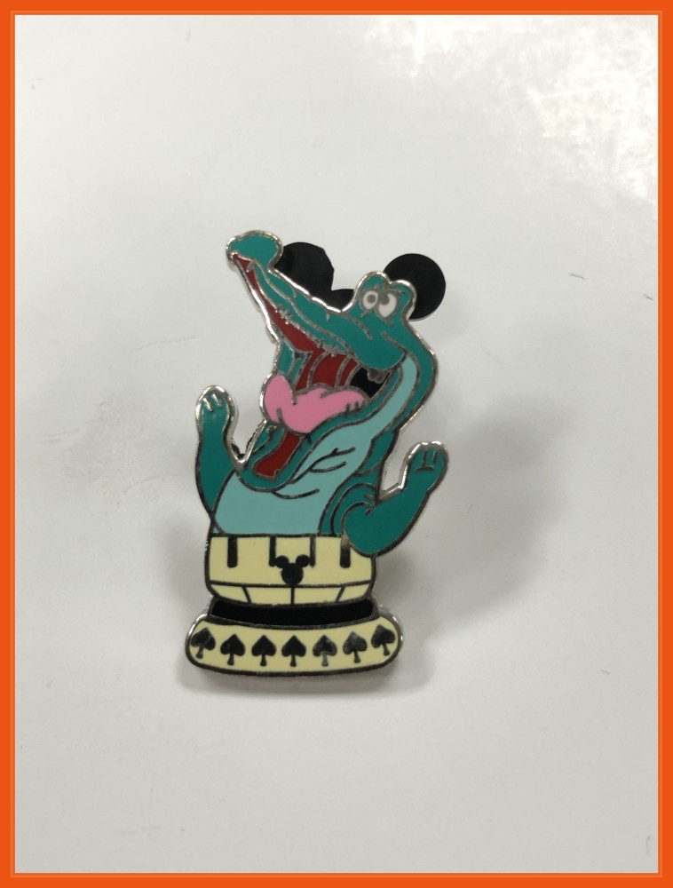 Disney Pin Rook