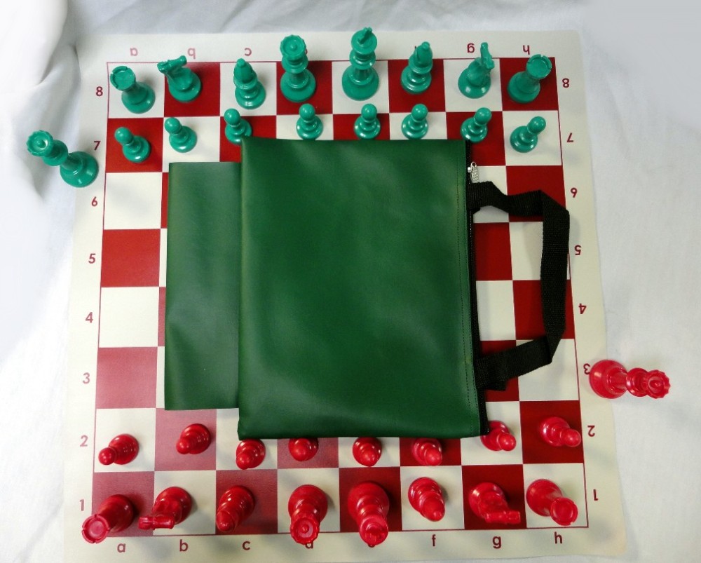 CHESS COMBO - COLORED PIECES: Vinyl Bag / Board / Chess Set